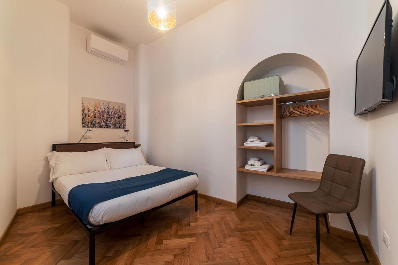 Cs Termini Nazionale Apartments Рим Екстер'єр фото