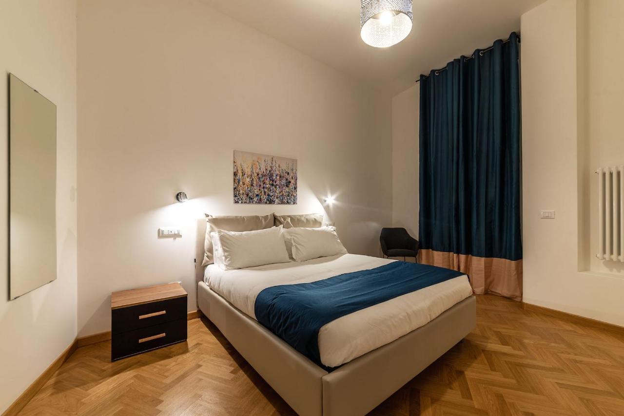Cs Termini Nazionale Apartments Рим Екстер'єр фото