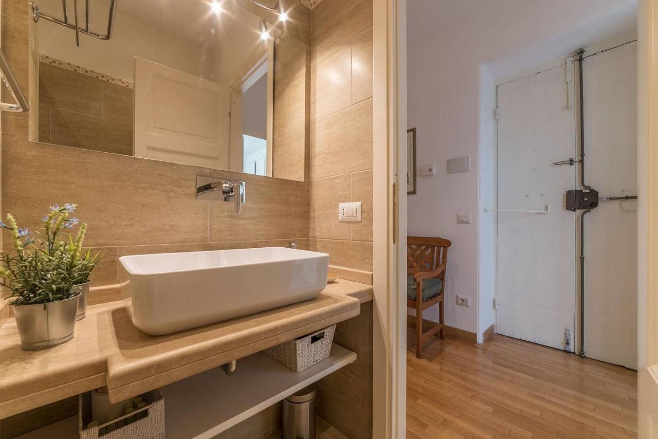 Cs Termini Nazionale Apartments Рим Екстер'єр фото