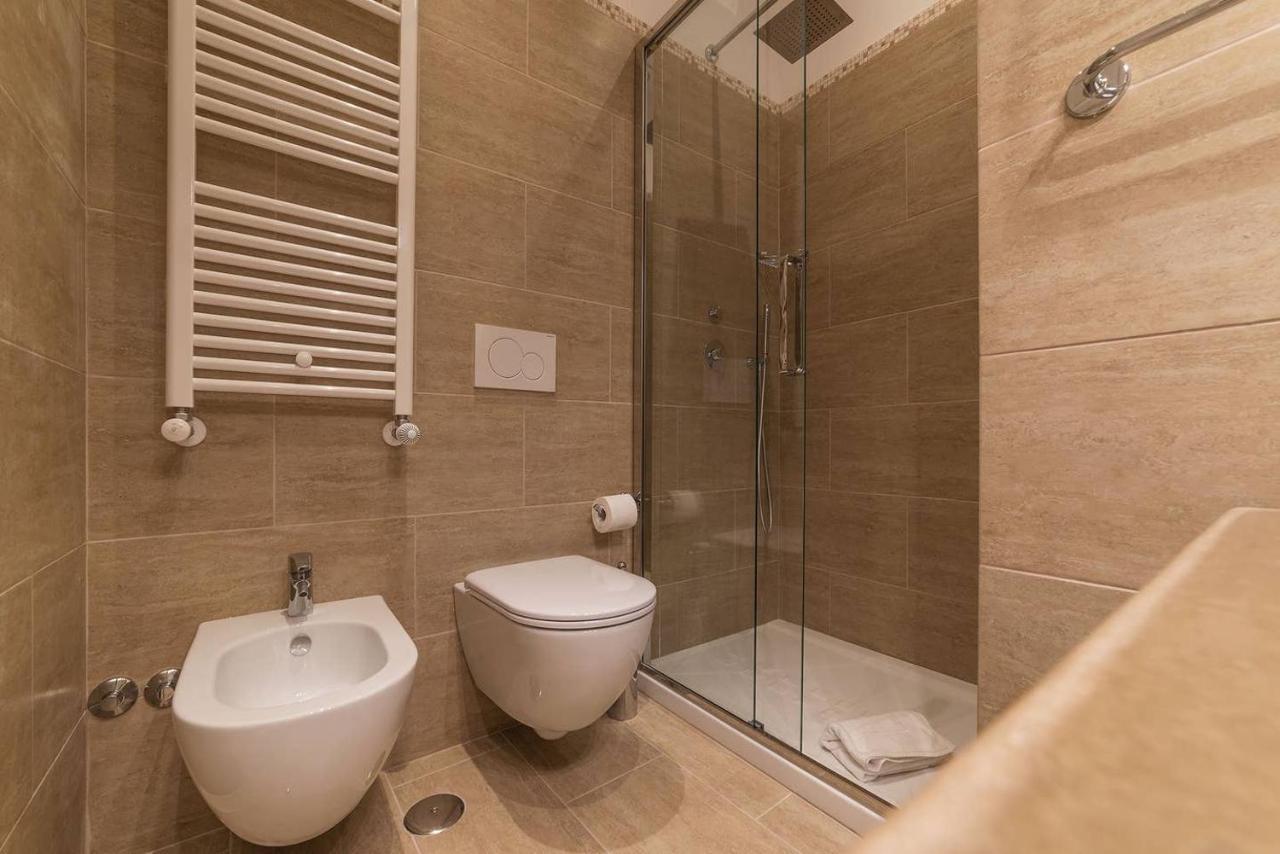 Cs Termini Nazionale Apartments Рим Екстер'єр фото