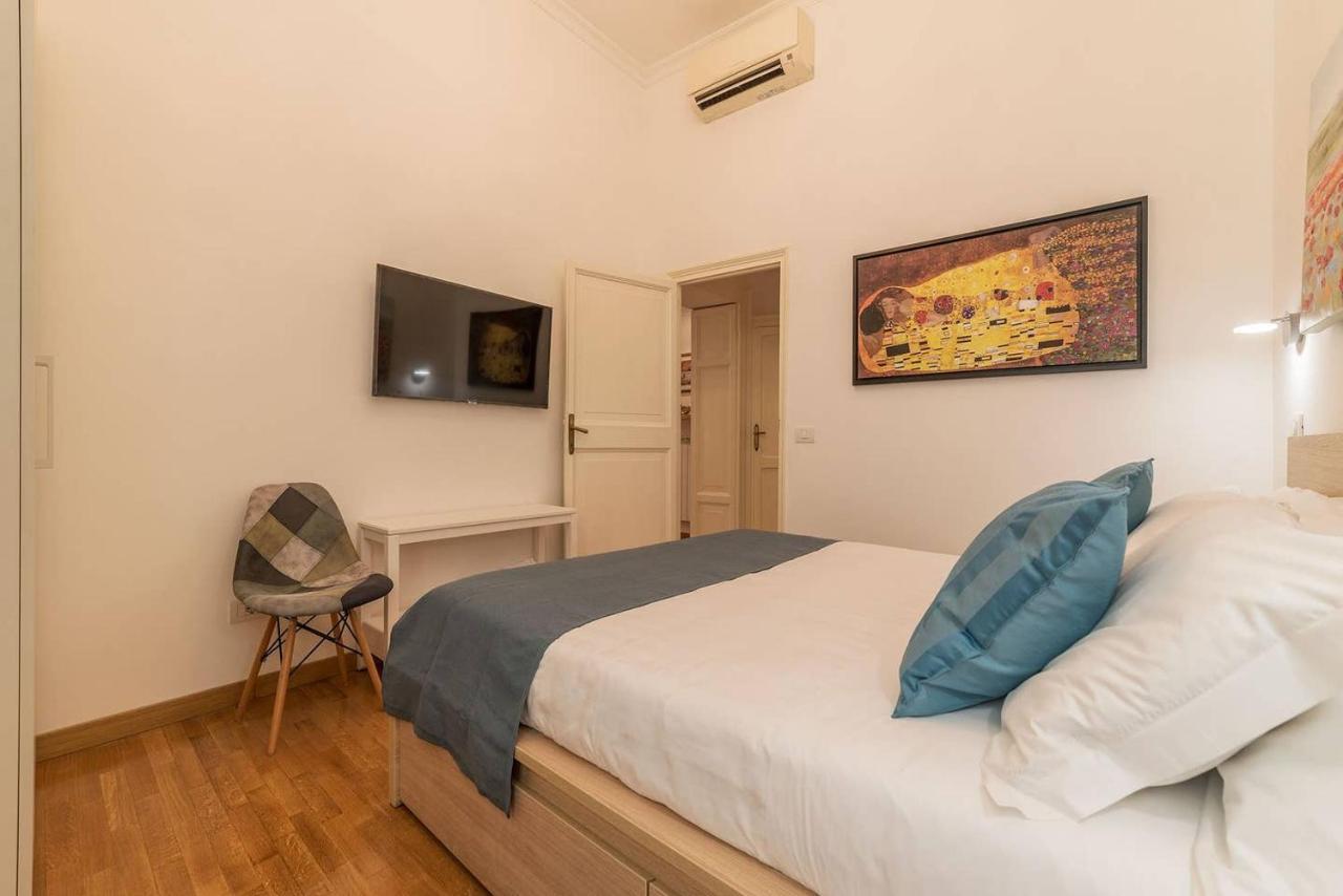 Cs Termini Nazionale Apartments Рим Екстер'єр фото